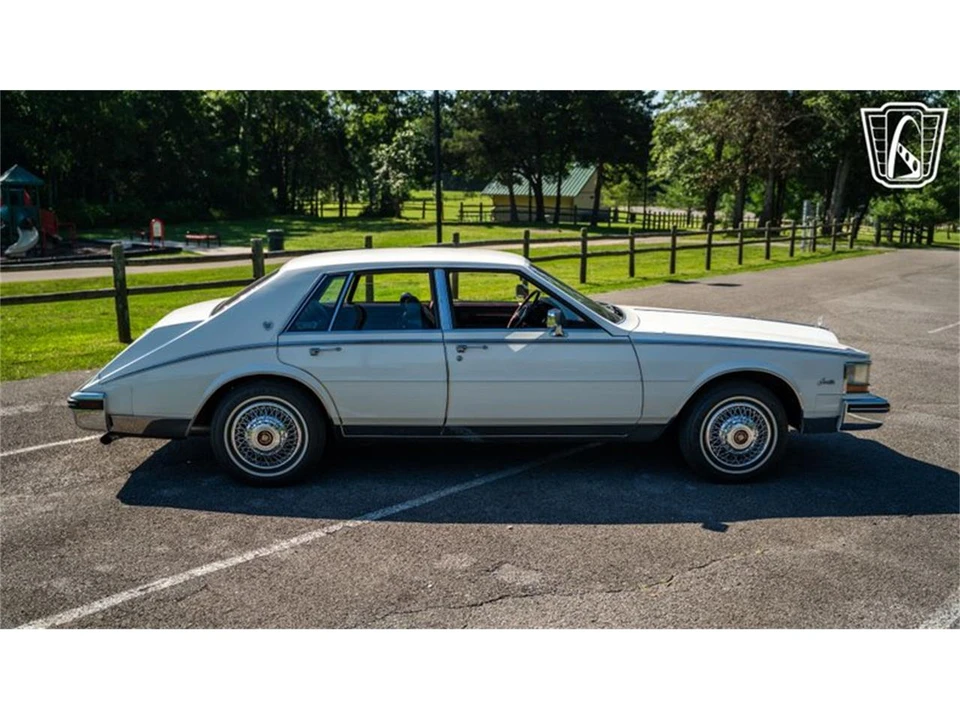 1985 Cadillac Seville - Image 20 of 31