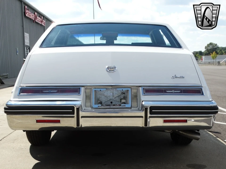 1985 Cadillac Seville - Image 8 of 12