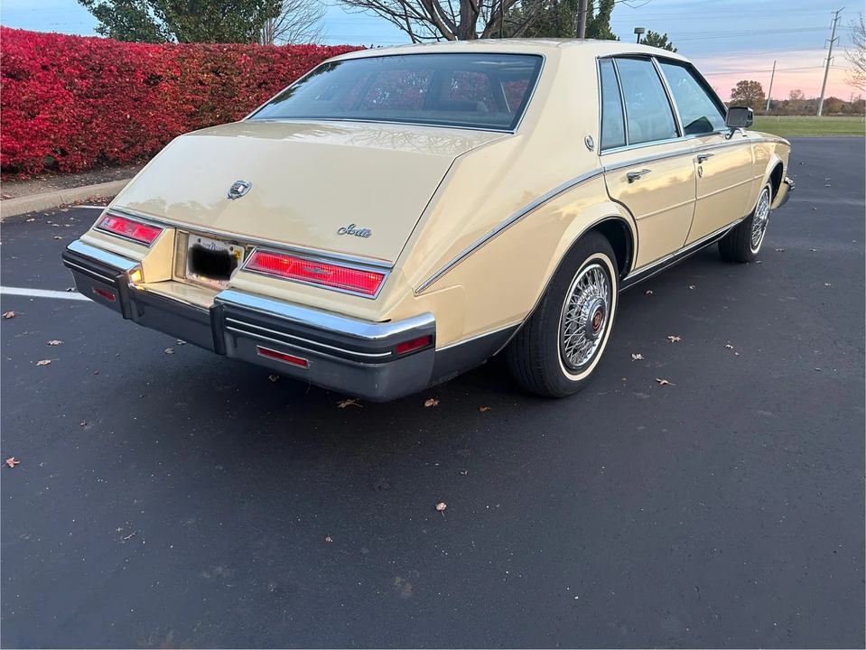 1985 Cadillac Seville - Image 14 of 31