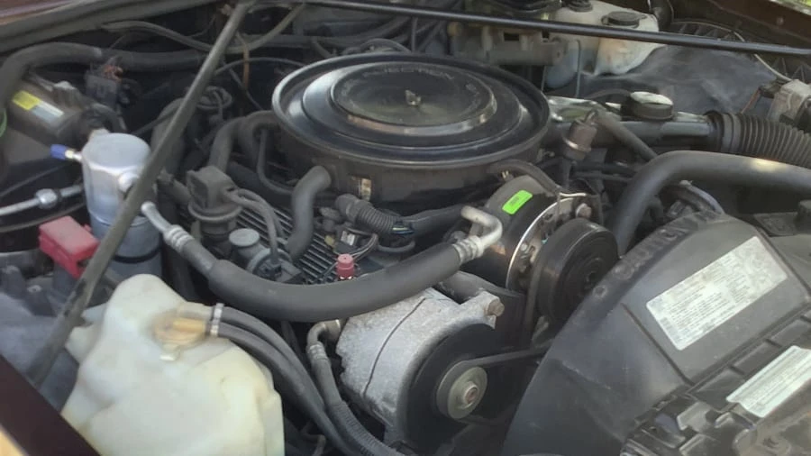 1985 Cadillac Seville - Image 25 of 27