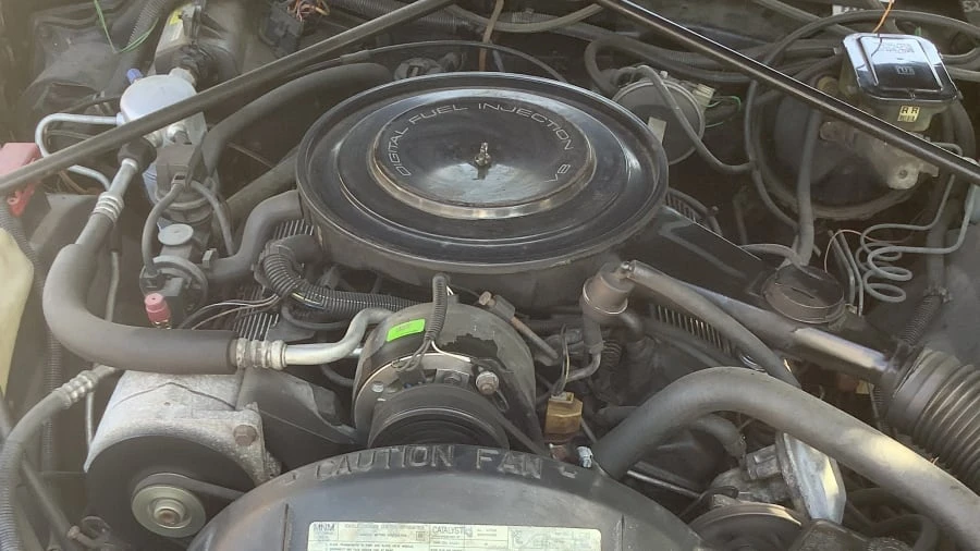 1985 Cadillac Seville - Image 26 of 27