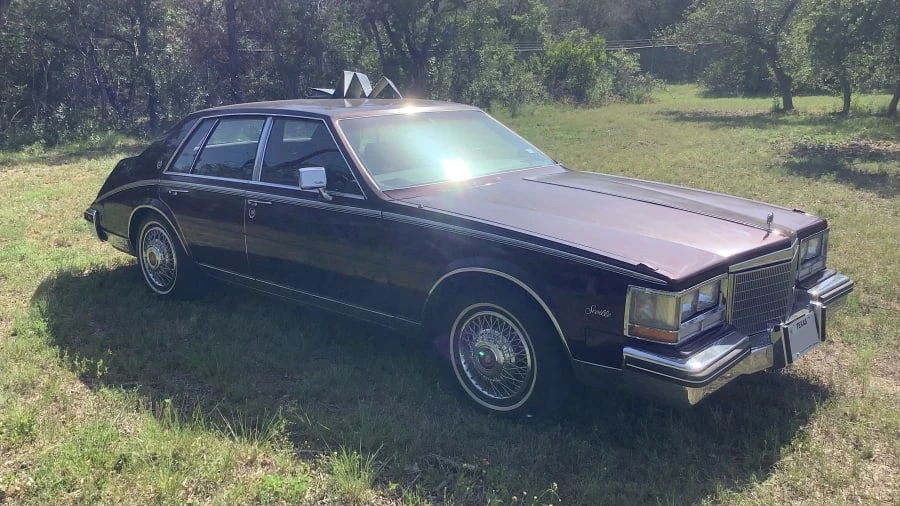 1985 Cadillac Seville - Image 8 of 27