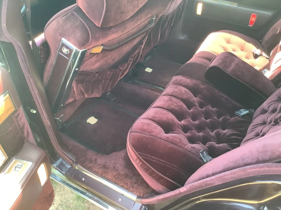 1985 Cadillac Seville - Image 22 of 27