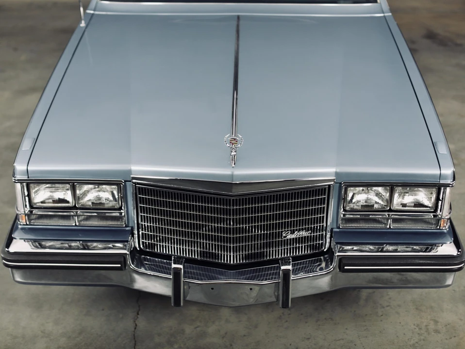 1985 Cadillac Seville - Image 27 of 31