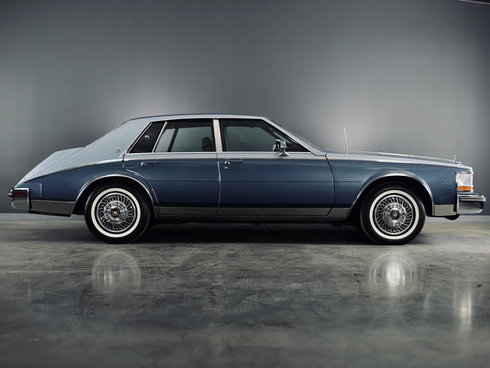 1985 Cadillac Seville - Image 16 of 31