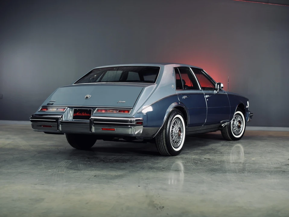 1985 Cadillac Seville - Image 13 of 31