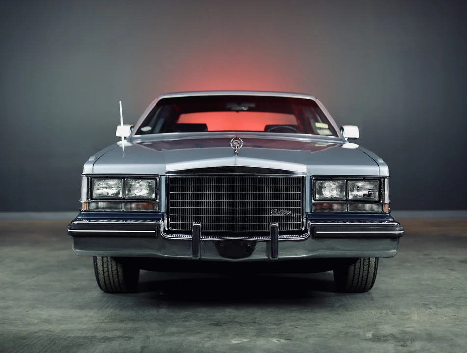 1985 Cadillac Seville - Image 22 of 31