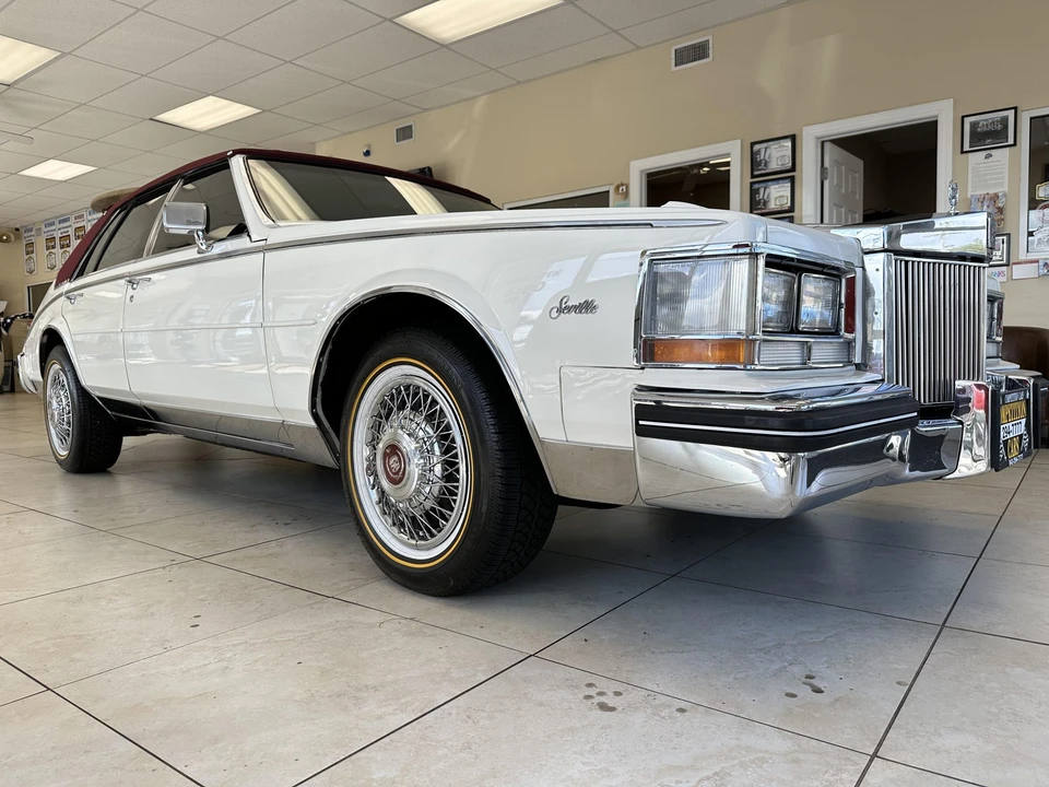 1985 Cadillac Seville - Image 23 of 31