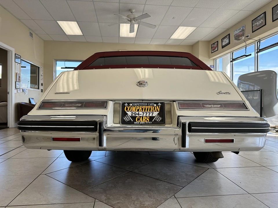 1985 Cadillac Seville - Image 10 of 31