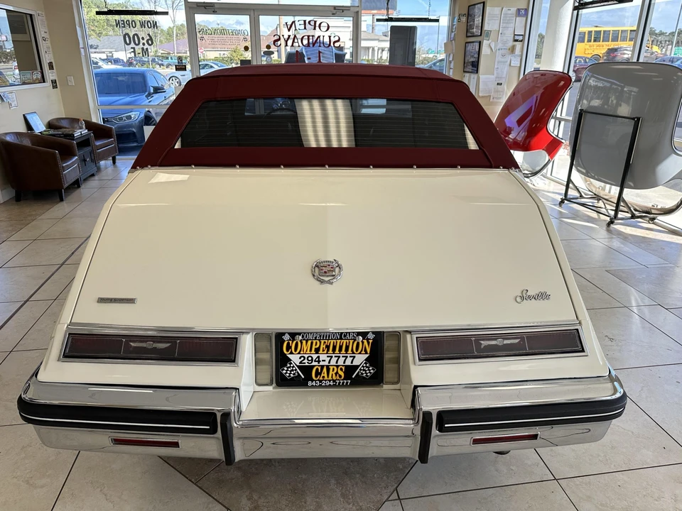 1985 Cadillac Seville - Image 9 of 31