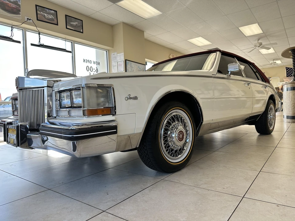 1985 Cadillac Seville - Image 4 of 31