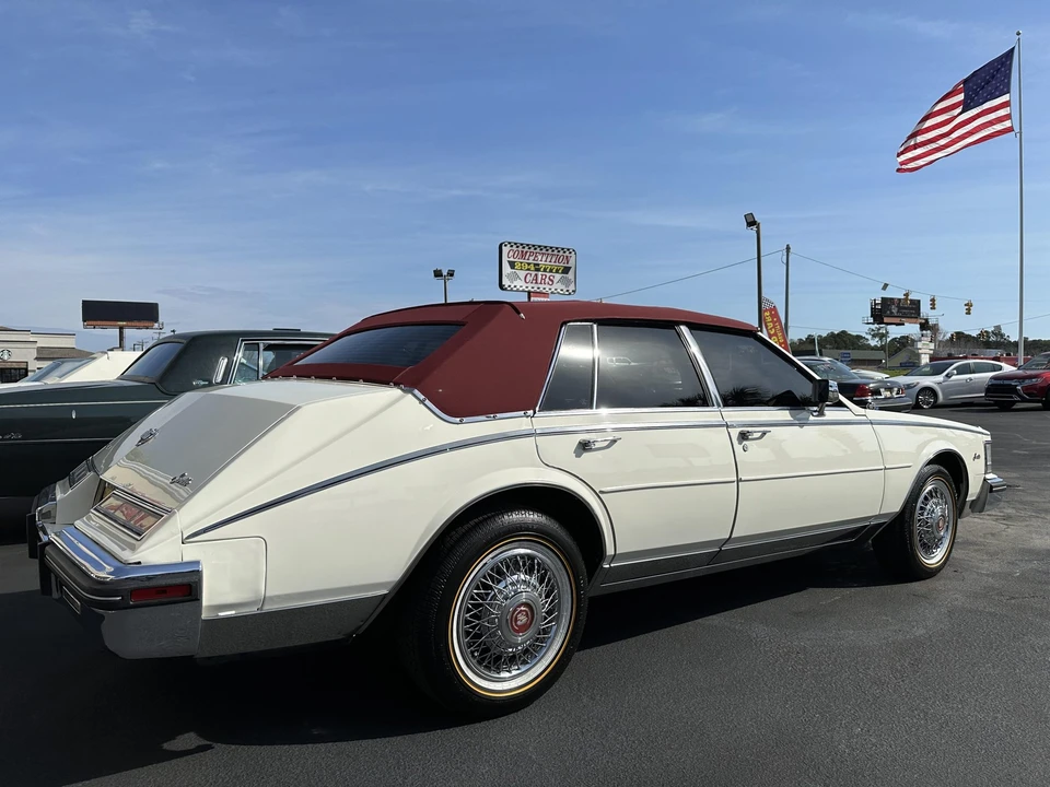 1985 Cadillac Seville - Image 17 of 31