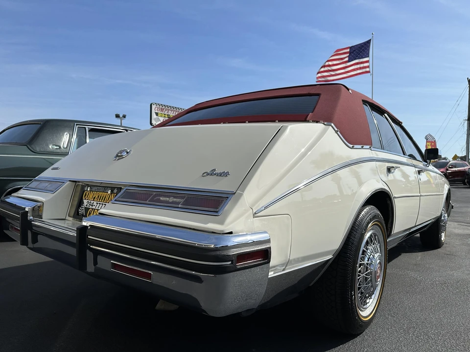 1985 Cadillac Seville - Image 11 of 31