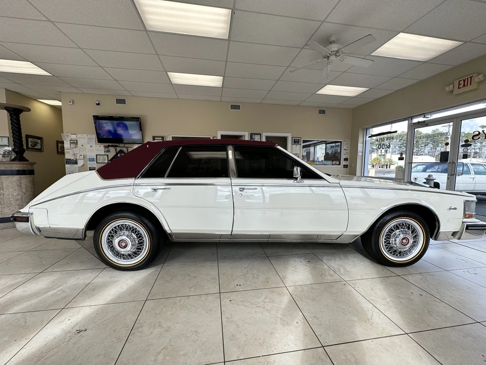 1985 Cadillac Seville - Image 19 of 31