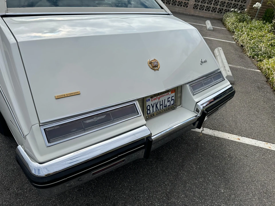 1985 Cadillac Seville - Image 31 of 31