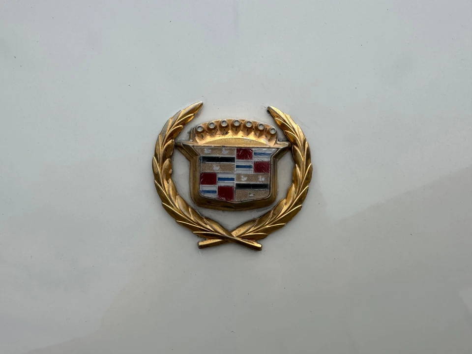 1985 Cadillac Seville - Image 30 of 31