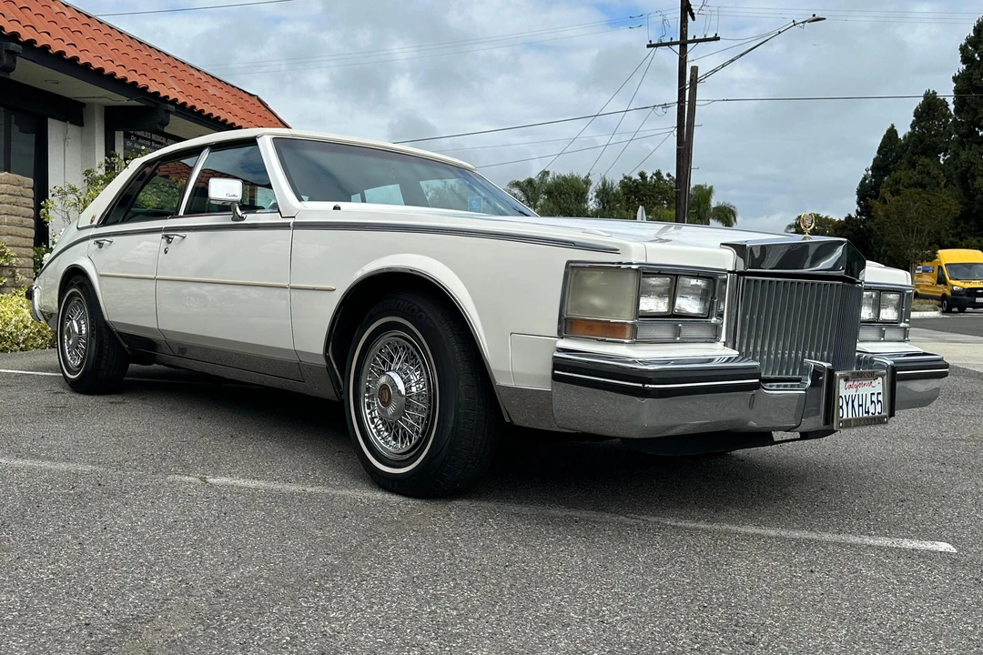 1985 Cadillac Seville - Image 26 of 31