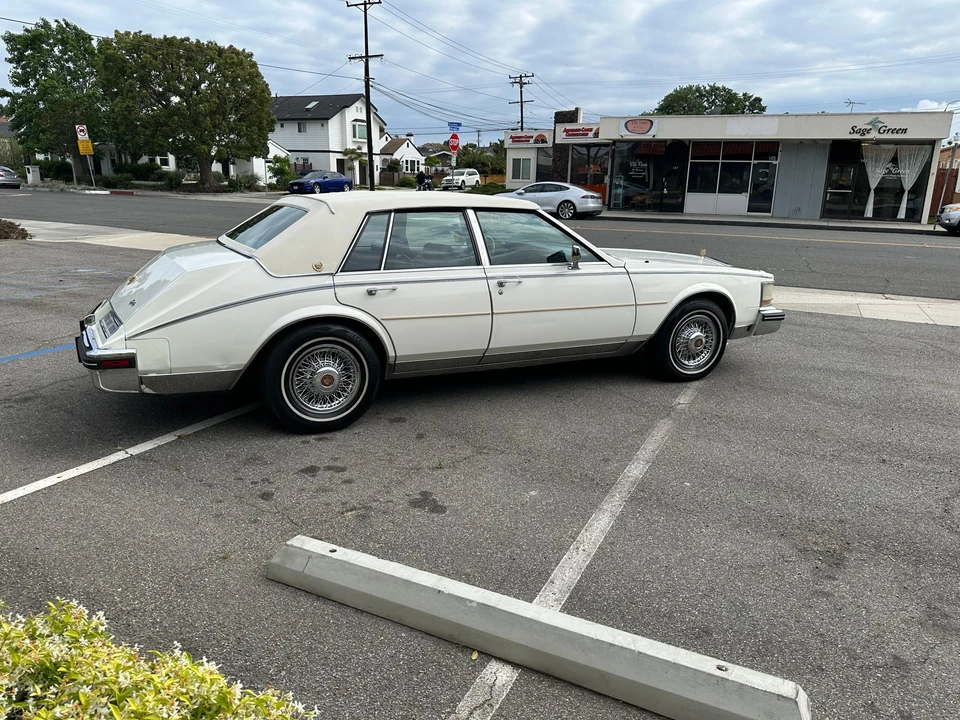 1985 Cadillac Seville - Image 20 of 31