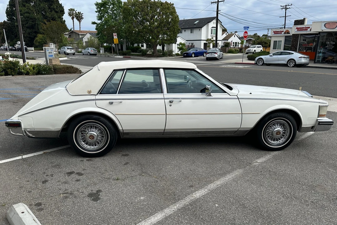 1985 Cadillac Seville - Image 3 of 31