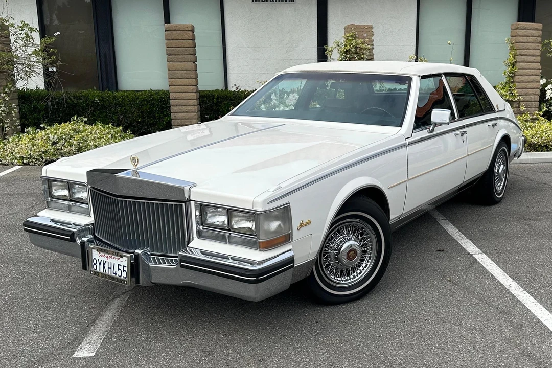 1985 Cadillac Seville - Image 8 of 31