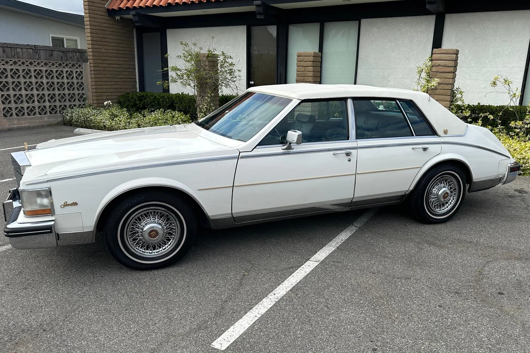 1985 Cadillac Seville - Image 11 of 31
