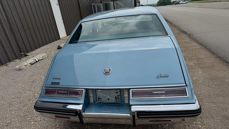 1985 Cadillac Seville - Image 5 of 23