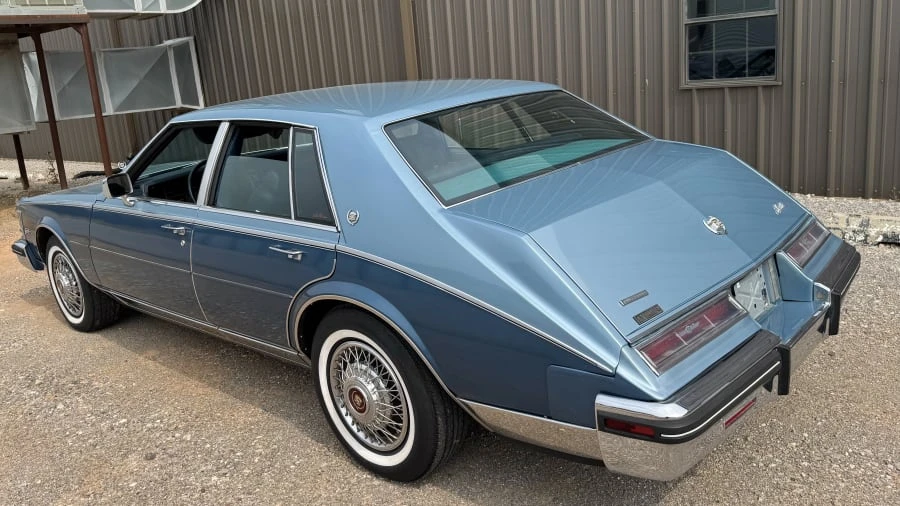 1985 Cadillac Seville - Image 8 of 23