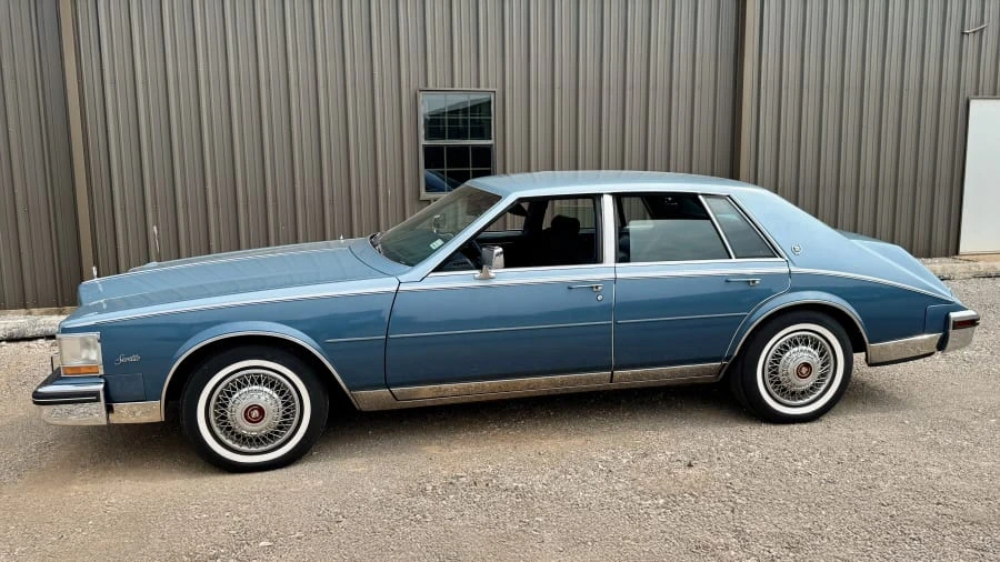1985 Cadillac Seville - Image 10 of 23