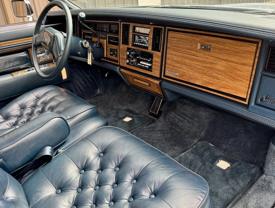 1985 Cadillac Seville - Image 14 of 23