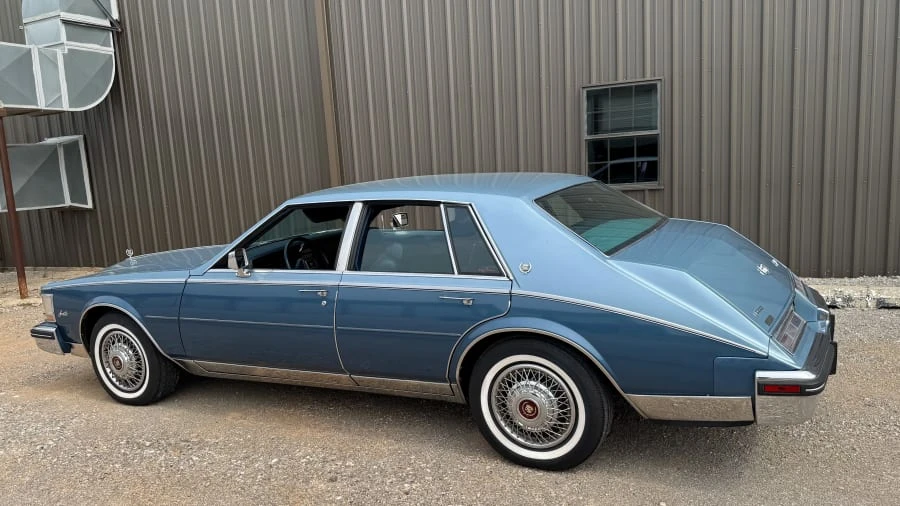 1985 Cadillac Seville - Image 11 of 23