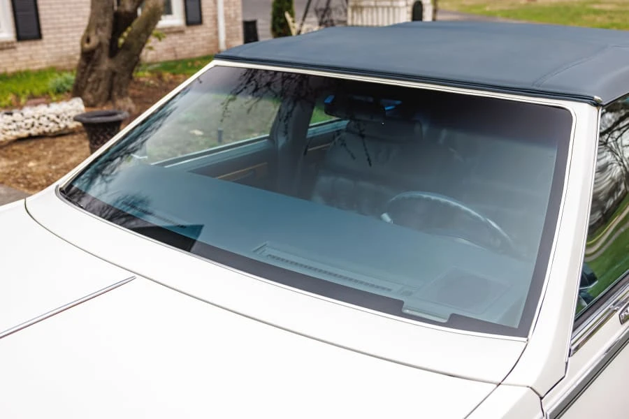 1985 Cadillac Seville - Image 12 of 31
