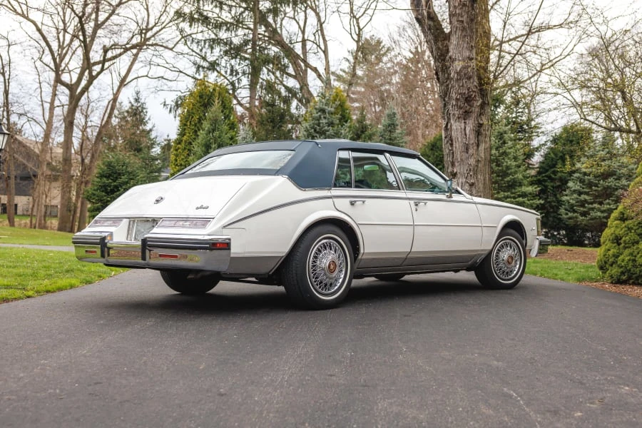 1985 Cadillac Seville - Image 23 of 31