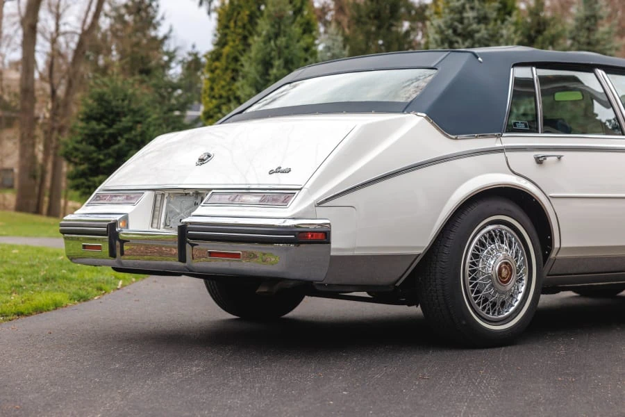 1985 Cadillac Seville - Image 8 of 31