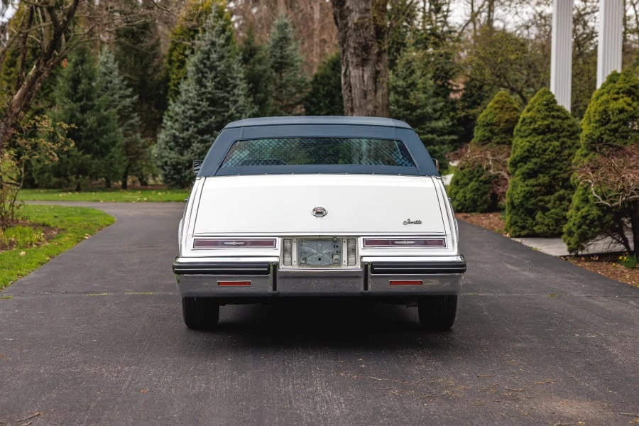 1985 Cadillac Seville - Image 5 of 31