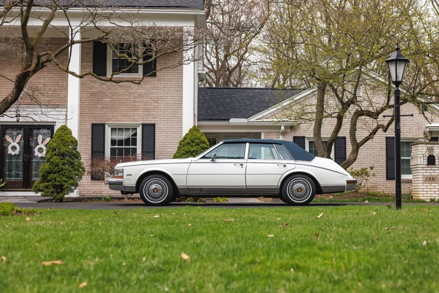 1985 Cadillac Seville - Image 28 of 31