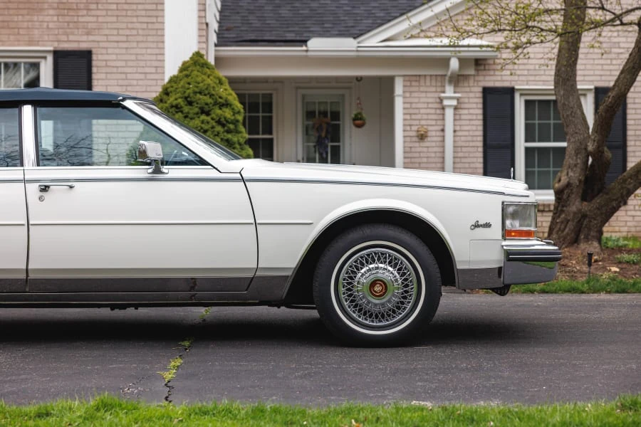 1985 Cadillac Seville - Image 16 of 31