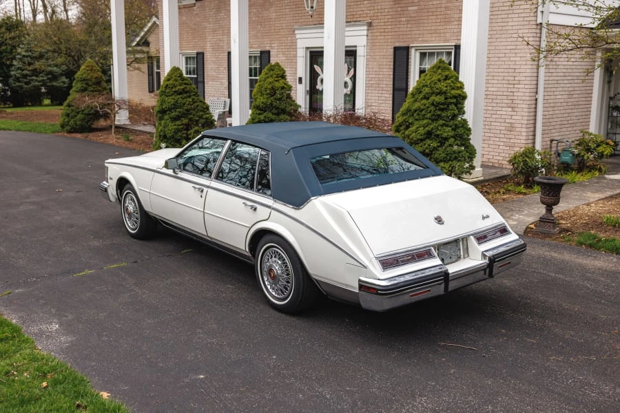 1985 Cadillac Seville - Image 31 of 31