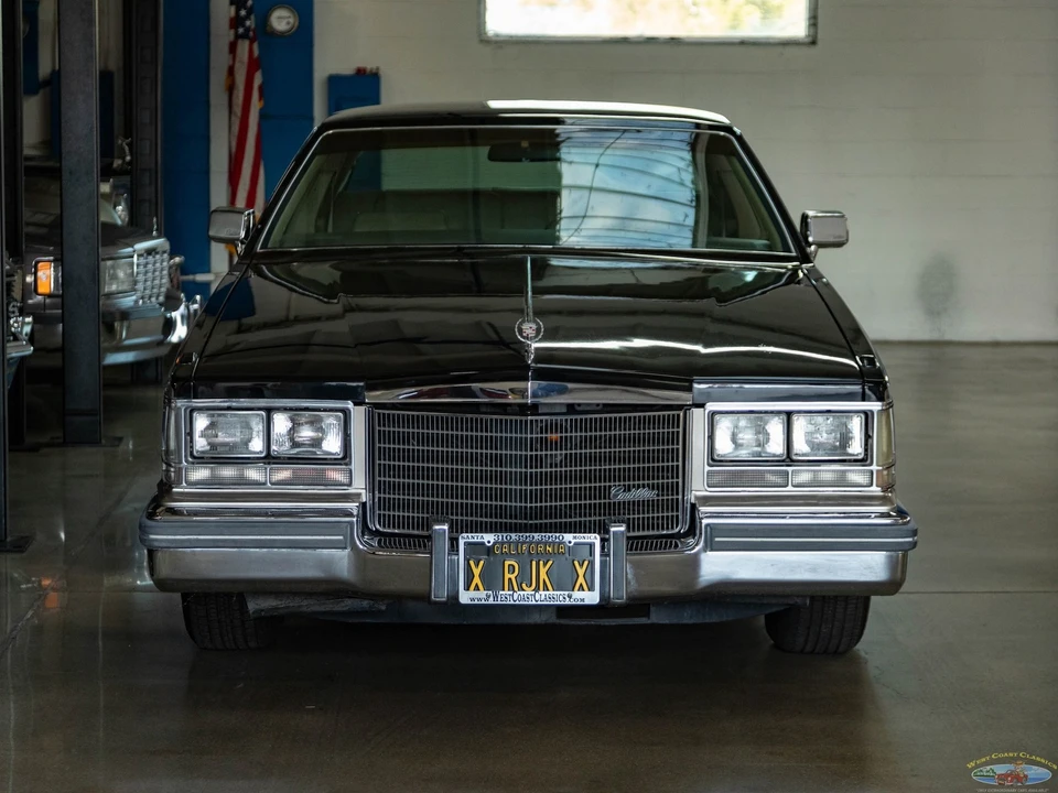 1985 Cadillac Seville - Image 14 of 21