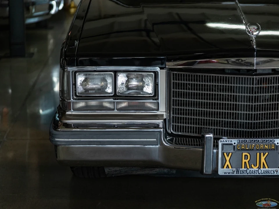 1985 Cadillac Seville - Image 15 of 21
