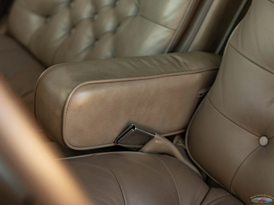 1985 Cadillac Seville - Image 30 of 31