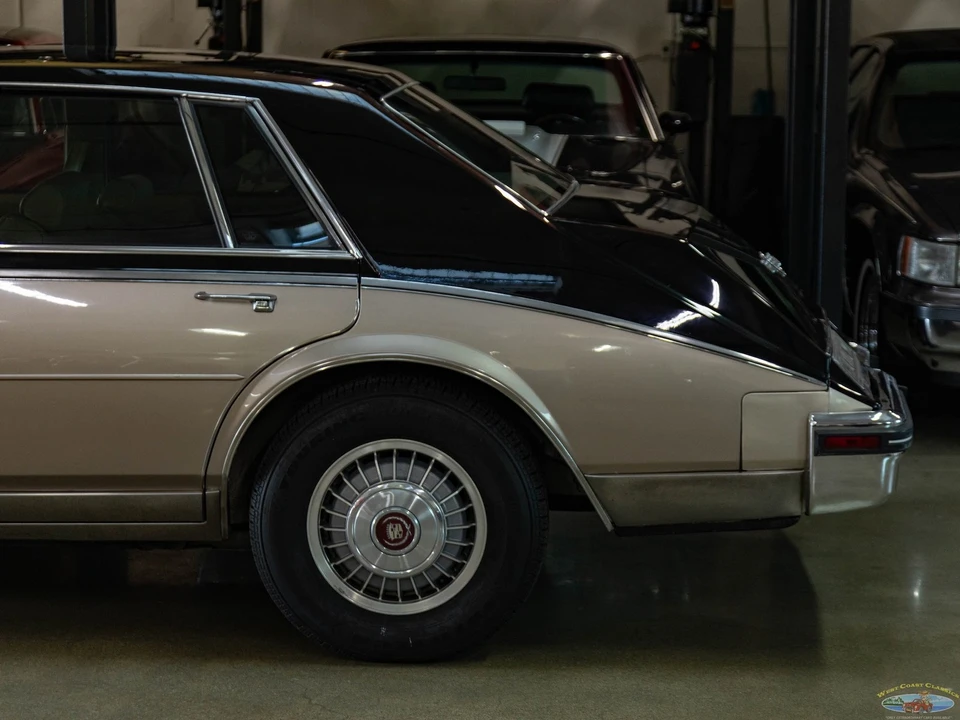 1985 Cadillac Seville - Image 8 of 31