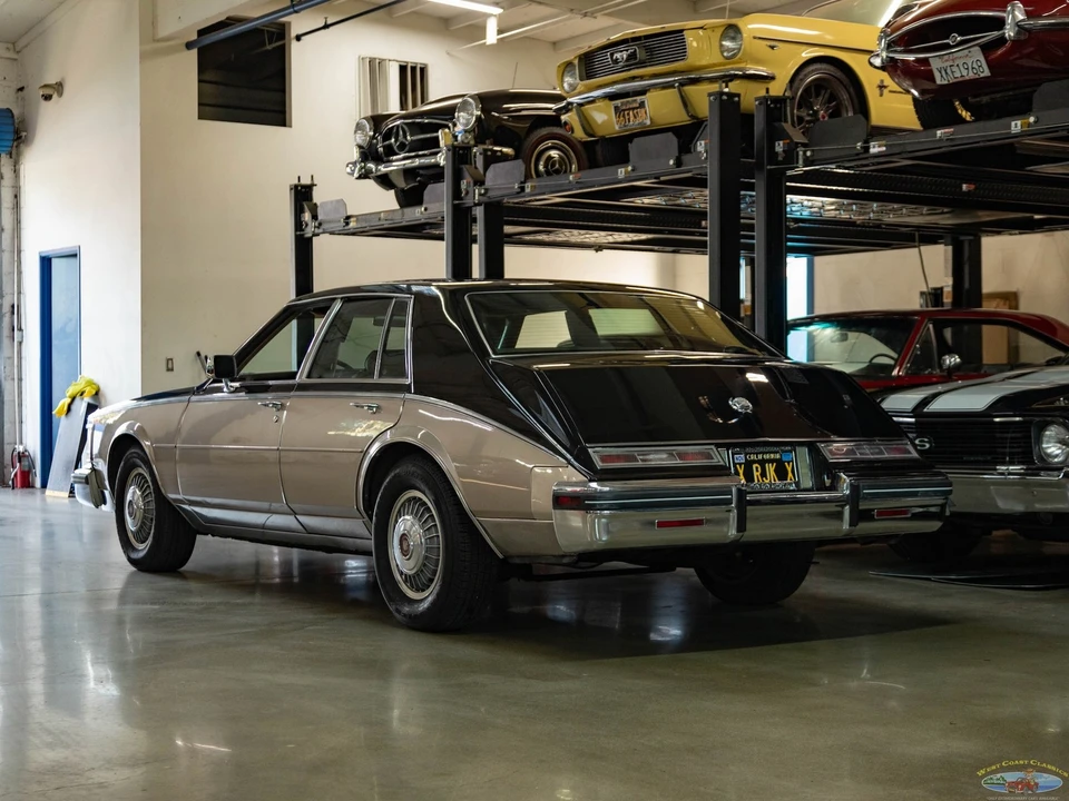 1985 Cadillac Seville - Image 22 of 31