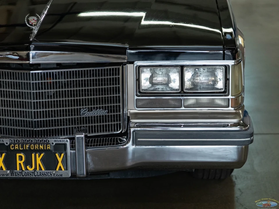 1985 Cadillac Seville - Image 17 of 21