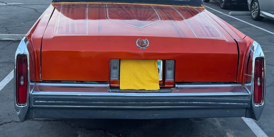 1985 Cadillac Fleetwood - Image 8 of 10