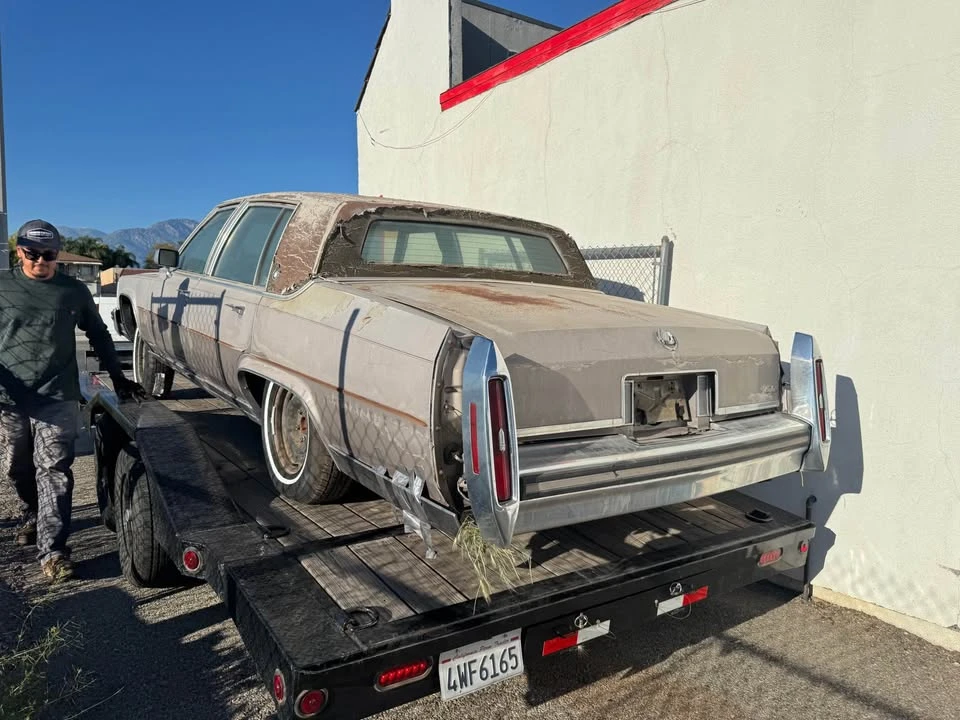 1985 Cadillac Fleetwood - Image 3 of 10