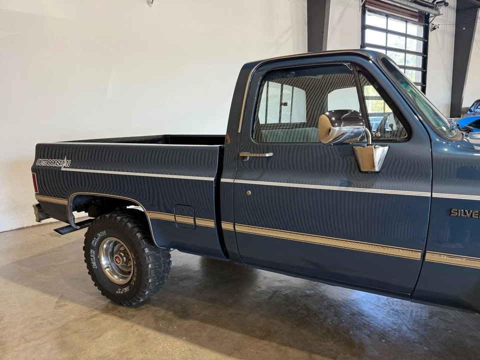 1985 Chevrolet C/K 3rd Gen - Image 9 of 21