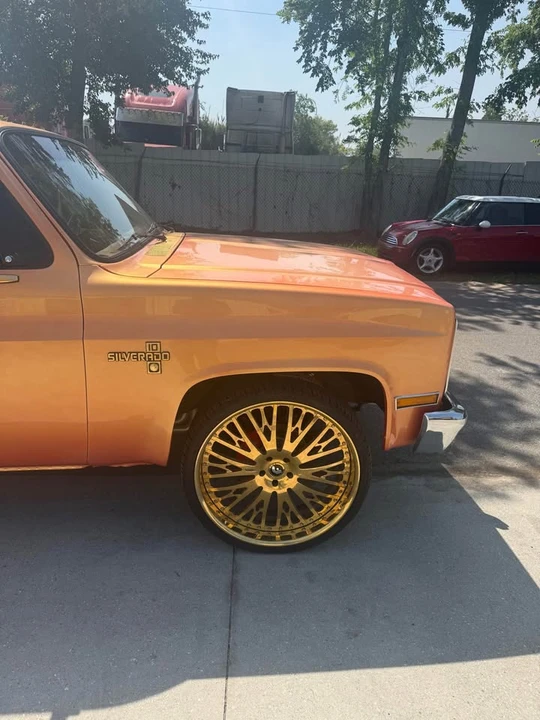 1985 Chevrolet C/K 3rd Gen - Image 2 of 8