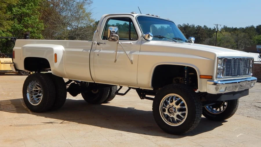 1985 Chevrolet C/K 3rd Gen - Image 2 of 15