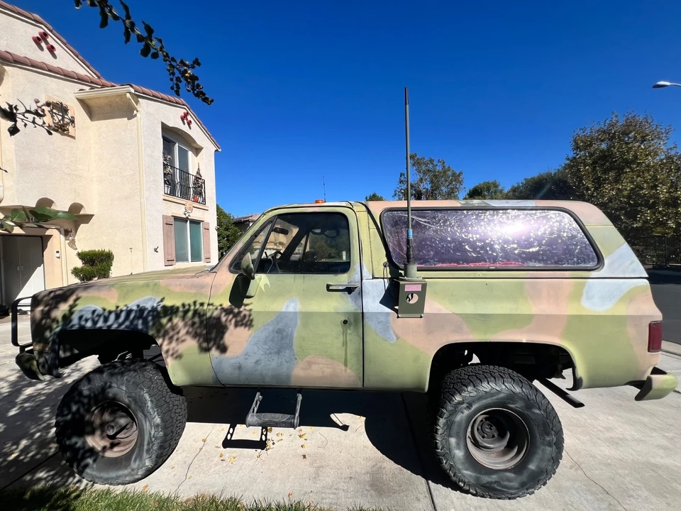 1985 Chevrolet K5 Blazer 2nd Gen - Image 2 of 16