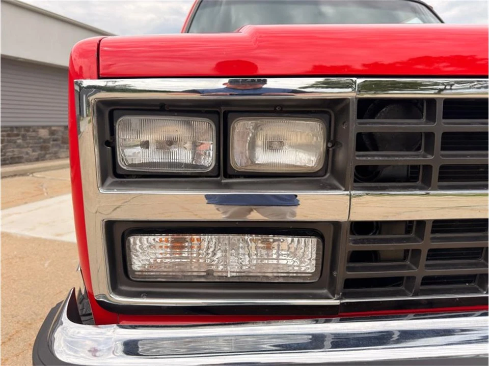 1985 Chevrolet K5 Blazer 2nd Gen - Image 9 of 31